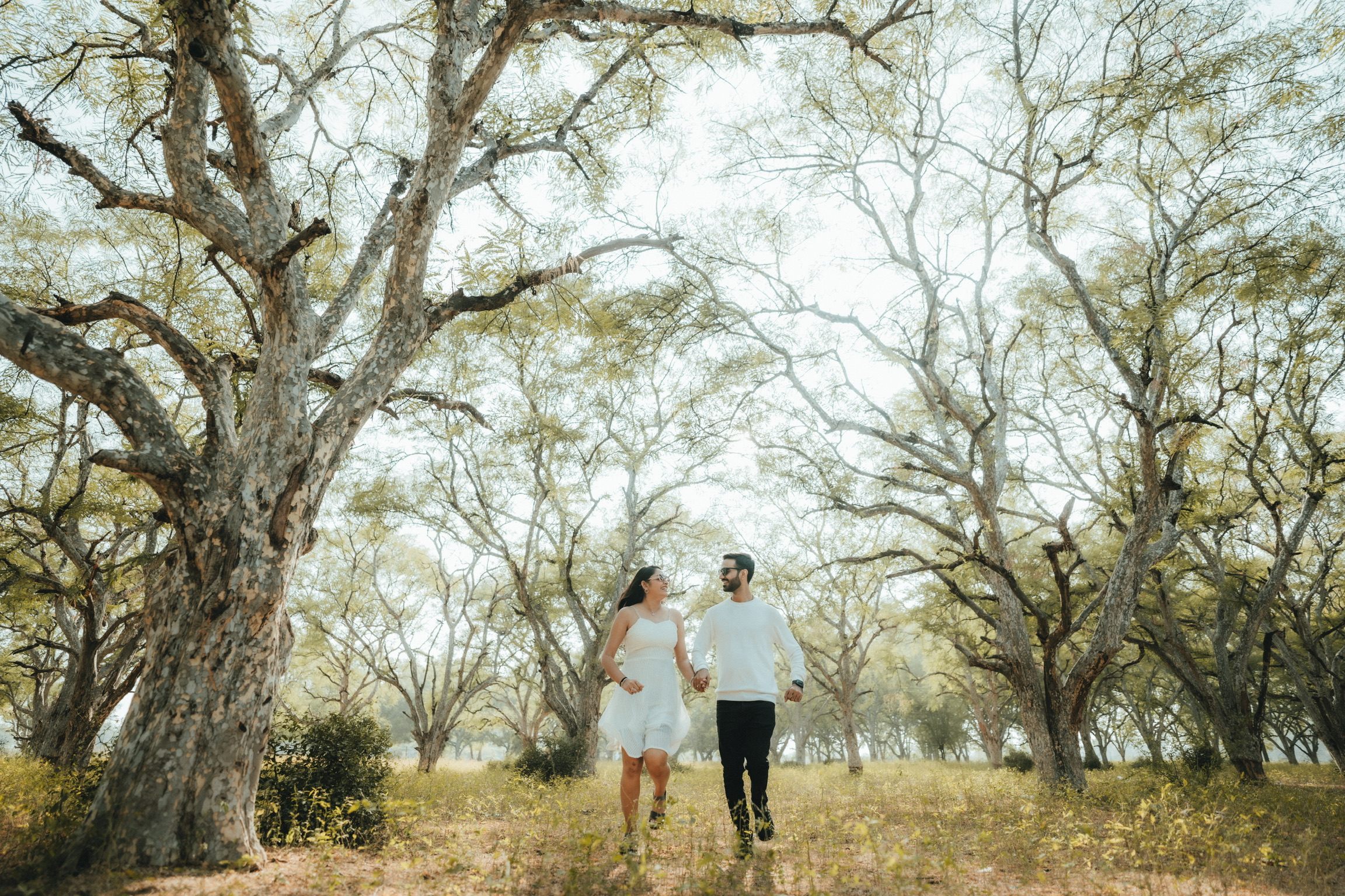 Jigar and Ami photography by Flash Studio