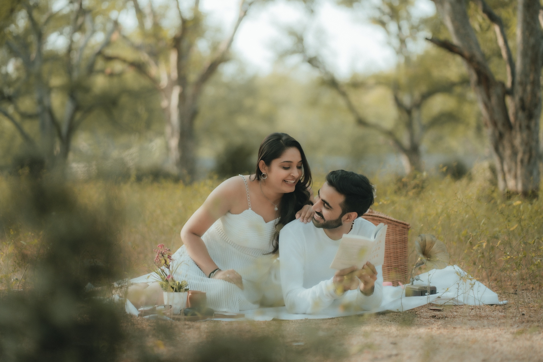 Jigar and Ami photography by Flash Studio